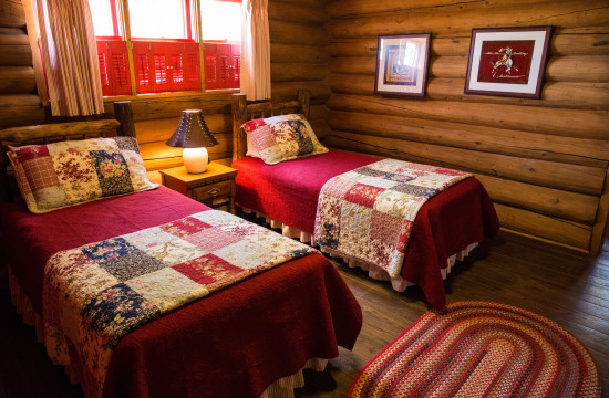 Baker House Twin Bedroom | Wyoming Guest Ranch | CM Ranch